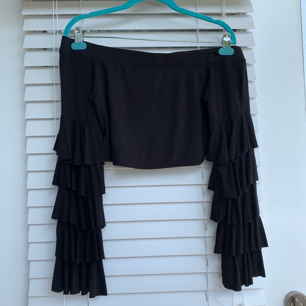 Off the shoulder long sleeve tube top